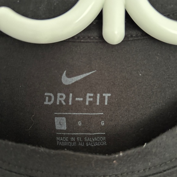 2 Nike  Short Sleeve Dry Fit Tee’s - Picture 4 of 6